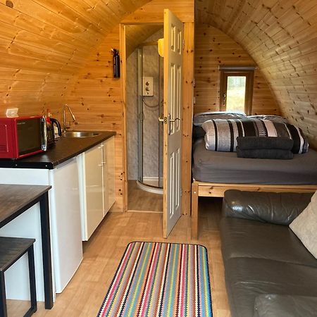 מלון Edinbane Kilcamb Camping Pods מראה חיצוני תמונה