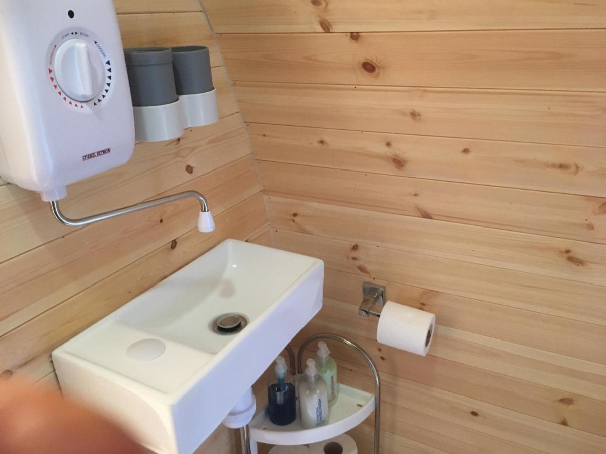 מלון Edinbane Kilcamb Camping Pods מראה חיצוני תמונה